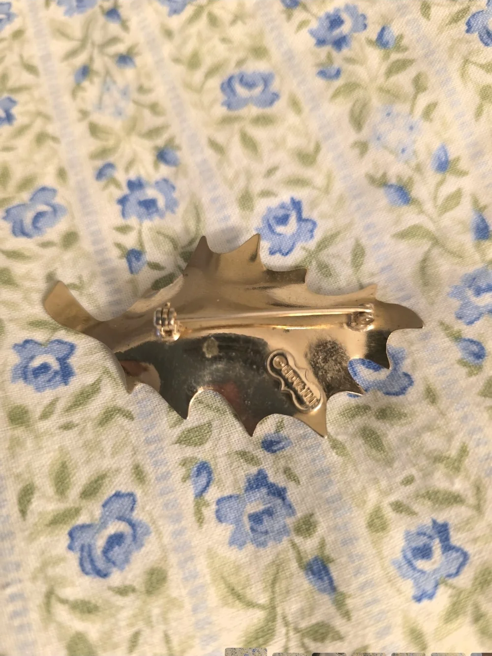 Vintage Giovanni Holly Leaf Gold-tone Brooch
